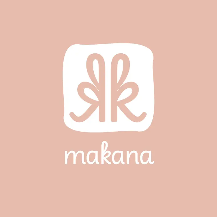 Logotipo de Makana en blanco sobre rosa