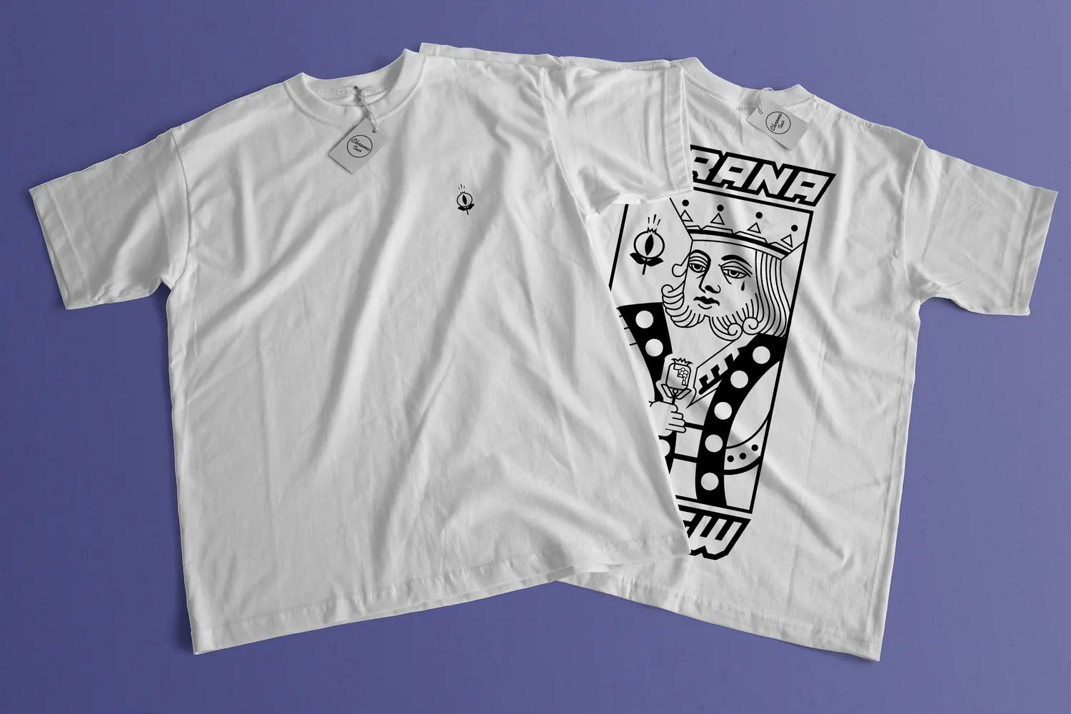 Camiseta blanca con estampado de rey de la baraja